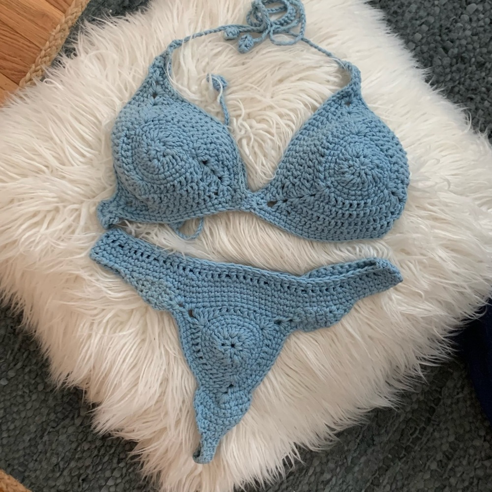 String Bikini - image 7